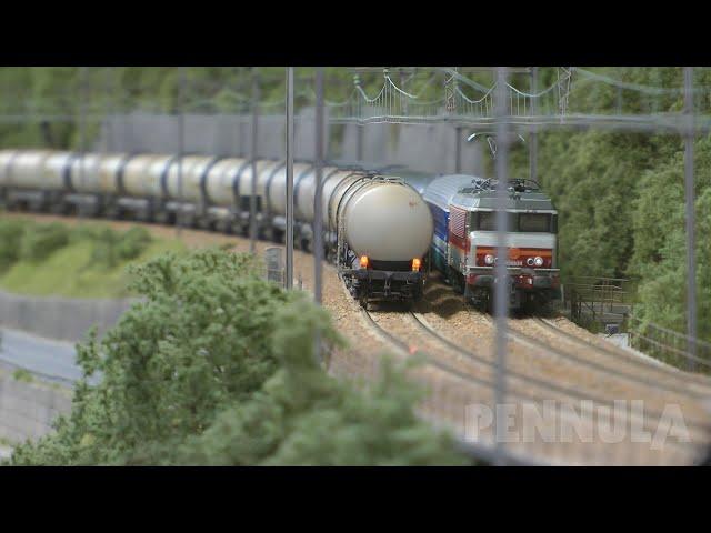 H0 Modelleisenbahn - Täuschend echte Modellbahn-Anlage der SNCF von Thomas Gallé (On TraXS 2024)