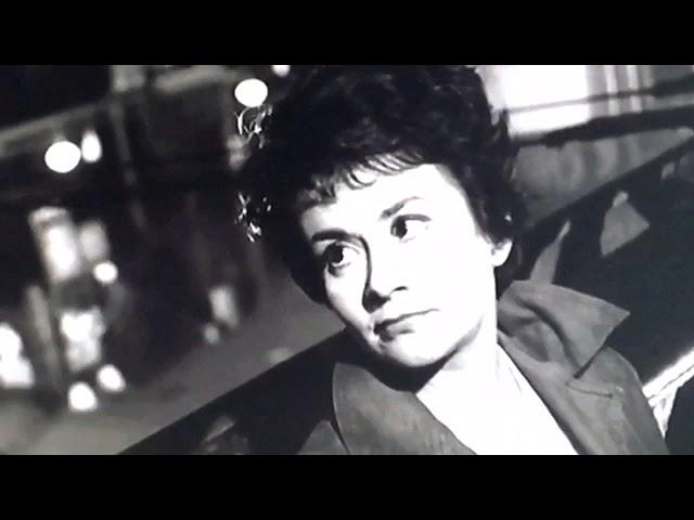 Dame Joan Plowright - With one look