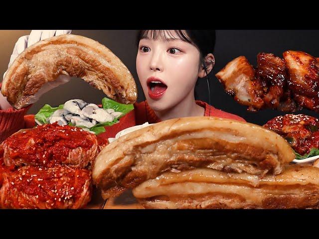 Whole Boiled Pork with Spicy Kimchi and Oysters Mukbang ASMR