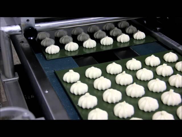 Kurabiye Makinesi , Un Kurabiyesi Dökerken - Shortbread Cookie Machine (CookieMAK)