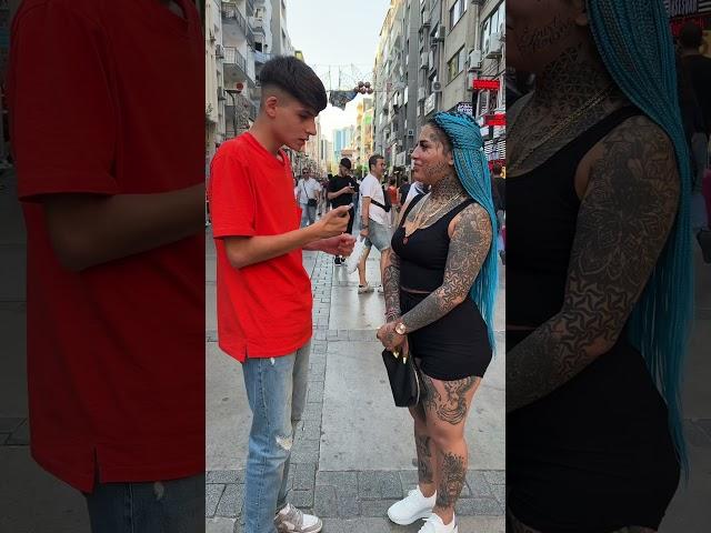 Sizce Kaç Dövmesi Var ? 