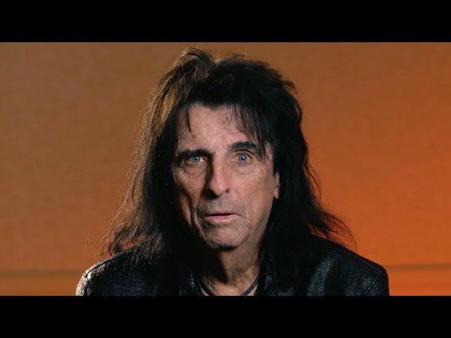 Alice Cooper: 'Evil Bands' + Marilyn Manson Religious Talks