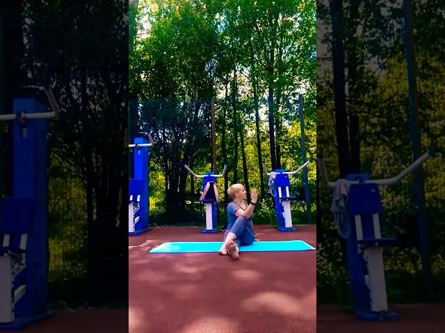 Скрутка сидя @OpenYoga108 #йогадляначинающих #хатхайога #рекомендации