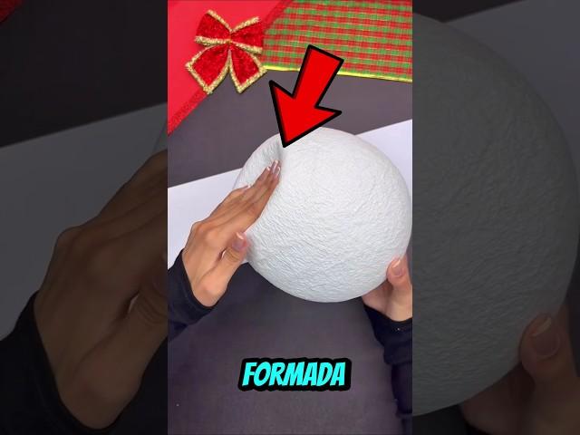 Creación de un muñeco de nieve con servilletas 