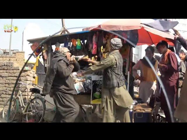 کمره مخفی سردارنظری در نقش اخرین معتاد زیر پل سوخته که سه سال خواب بوده واکشن عجیب مردم لت کوب