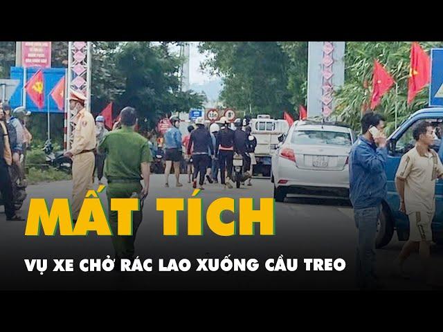 Xe chở rác lao xuống cầu treo ở Huế, hai người đang mất tích