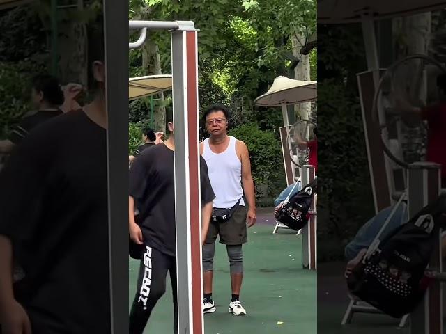 The old people are ashamed of themselves#viral #viralvideo #fyp #funny #prank #prankvideo #comedia
