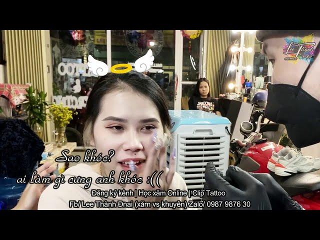 PIERCING khuyên mũi bé xinh Khóc rưng rưng | Lee Thành ĐNai