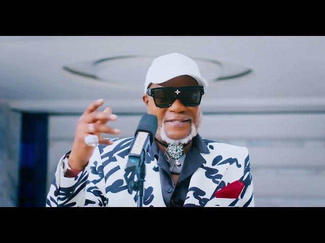 Koffi Olomide & JR 33 - Eputsha Hippodrome (Clip Officiel)