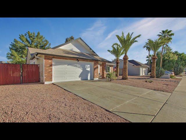 Homes for Sale in Mesa, Chandler, Gilbert - 4866 E Encanto St, Mesa, AZ 85205