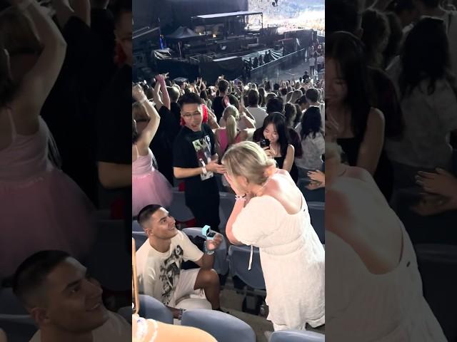 He proposed to his girlfriend in the middle of a Taylor Swift concert #taylorswift #erastour