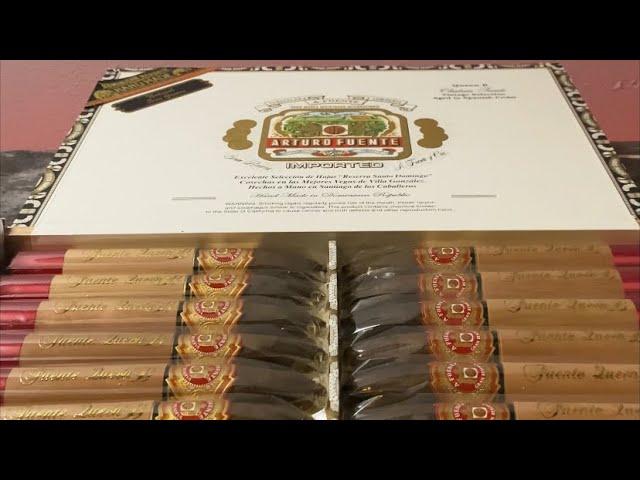 The Arturo Fuente Sun Grown Chateau Fuente Queen B 5"1/2 *52