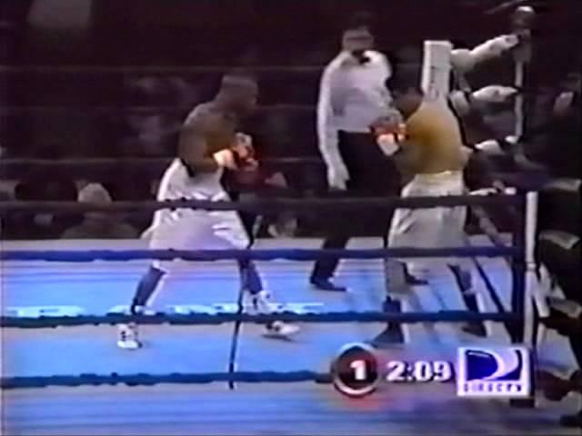 (Fight 5) Floyd Mayweather vs. Kino Rodriguez [1997-03-12]