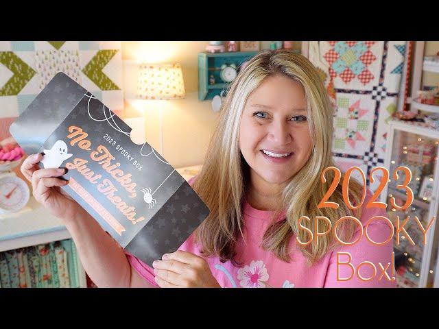 2023 Spooky Box (Halloween Quilt Box Unboxing!)