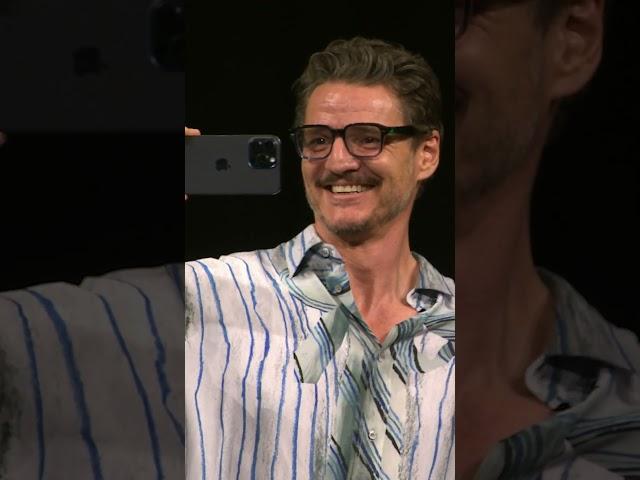 ペドロ(マンドー)に加え新キャストも登場！| マンダロリアン・アンド・グローグー | Star Wars(スター・ウォーズ) #StarWarsCelebration #SWCJ #shorts