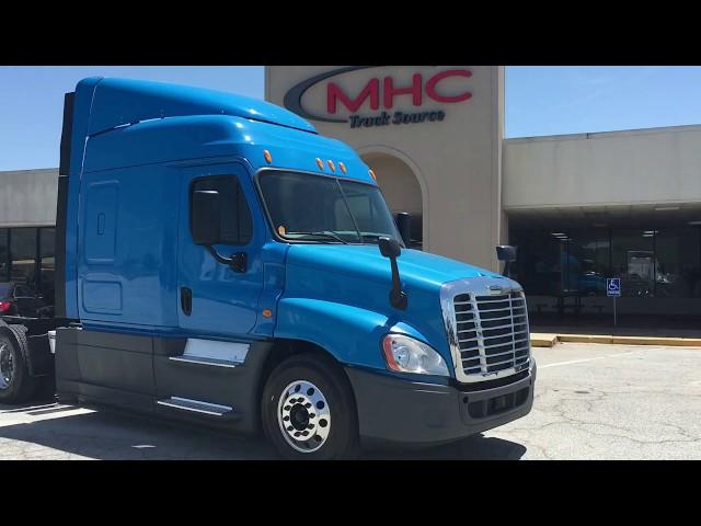 2014 Freightliner Cascadia at MHC Truck Source