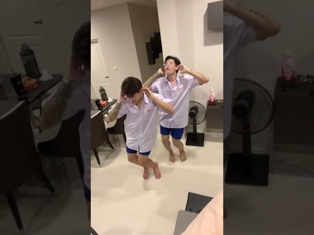 คาถา…แยกร่าง #แฝดสยอง