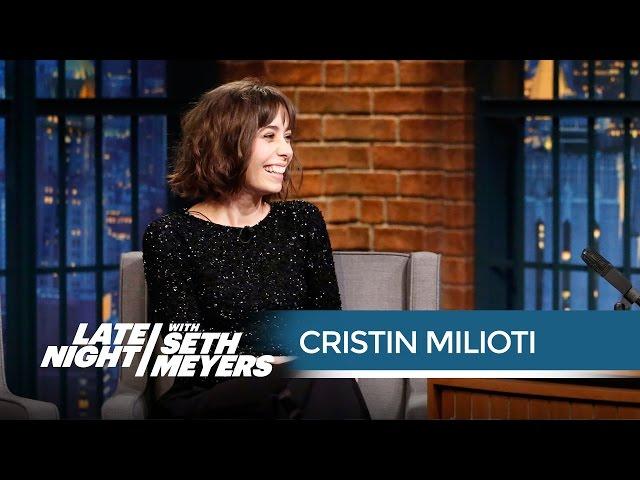 Cristin Milioti's Awkward David Bowie Encounter - Late Night with Seth Meyers