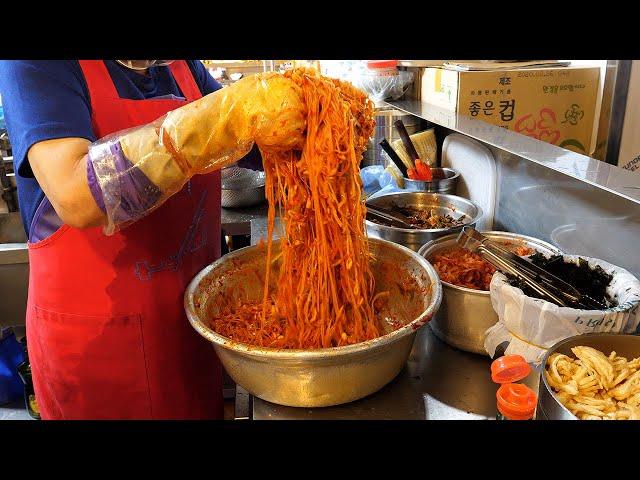 Spicy noodles - korean street food