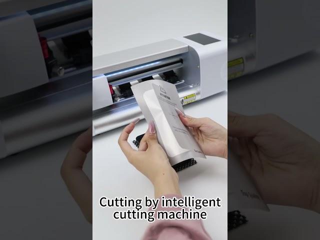 Self-healing Hydrogel Screen Protector for Screen Protector Cutting Machine