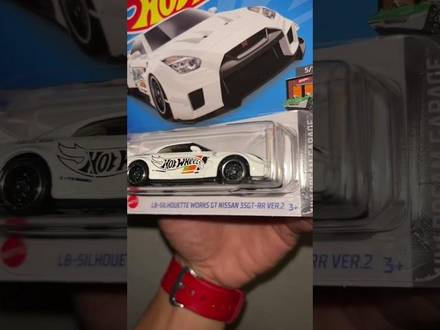 Hot wheels 2022 Q Case GTR skyline Liberty Walk
