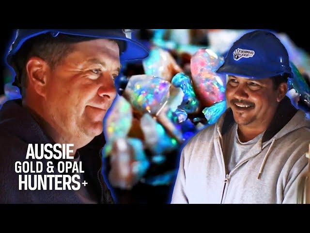 Roger & Lee's Score BIG With Brand New Way Of Processing Opal!! | Outback Opal Hunters