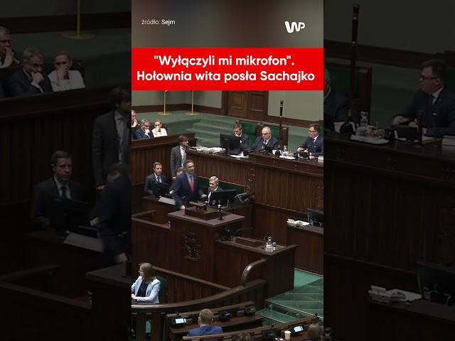 "WYŁĄCZYLI MI MIKROFON". Hołownia wita posła Sachajko #sejm #sachajko #hołownia