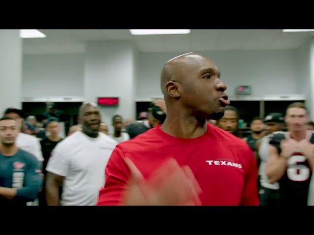 LOCKER ROOM: DeMeco speaks to the team after the win over the Dallas Cowboys