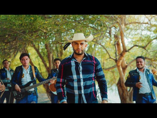 Beto Y Su Imperio - El De La Barranca (Video Oficial)