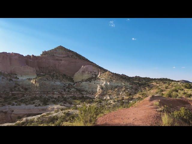 4K Virtual Hike - Surreal Southwest Desert Landscape