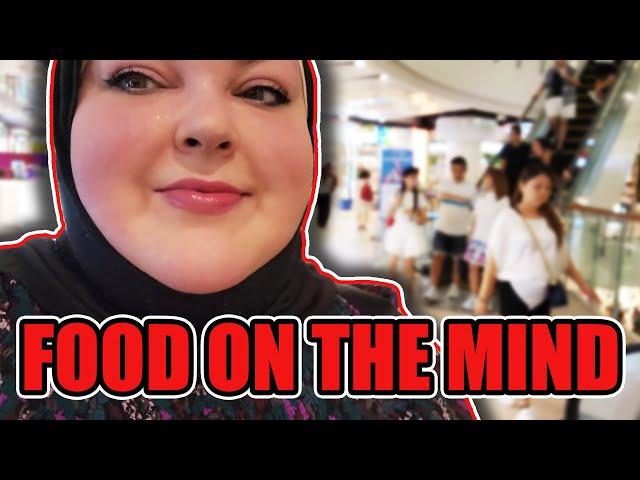 Foodie Beauty Visits One of the BIGGEST Malls in the World to Only Talk about FOOD