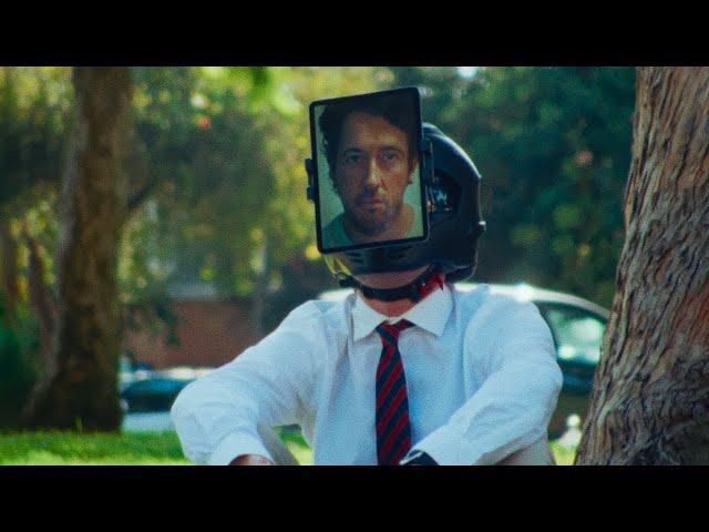 The Wombats – Sorry I’m Late, I Didn’t Want To Come (Official Video)