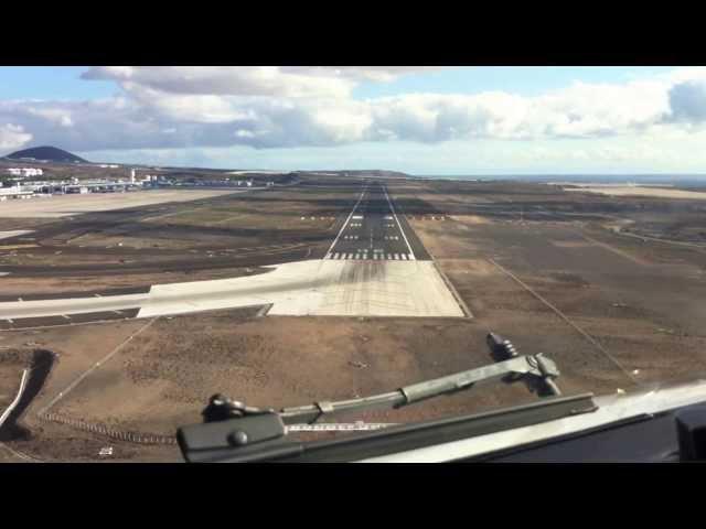 Captain's View Landing at Reina Sofia TENERIFE in FULL HD !