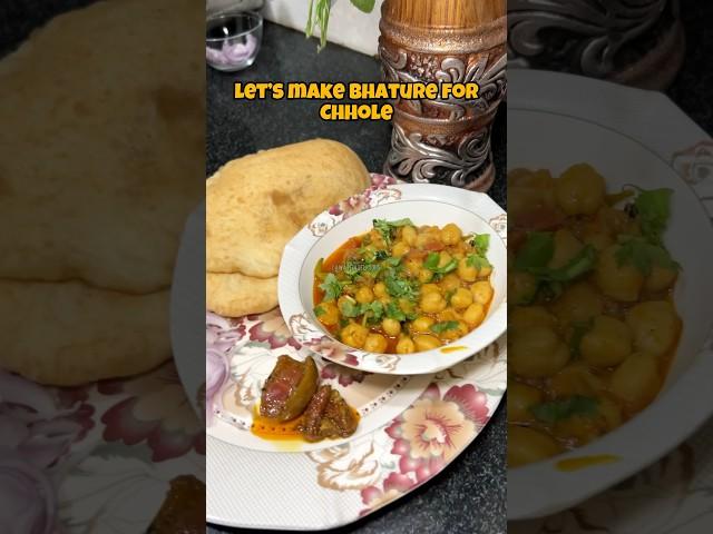 These fluffy soft bhatures served with chhole is everything! छोले भटूरे  #food#tasty#cholebhature