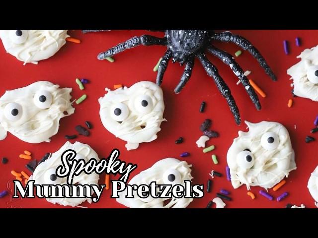 Spooky Mummy Pretzels - Easy Halloween Treats!