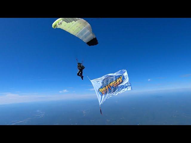 Skydiving for RiffTrax Live: POINT BREAK!