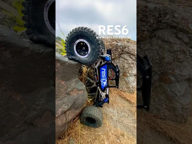 JT with his RES6 Sporky Cut pulling up this vert at Genentech  #resconcepts #offroad #scx6 #explore