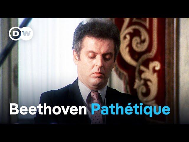 Beethoven: Piano Sonata No. 8, Pathétique | Daniel Barenboim