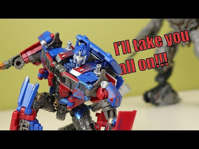 How A Lick Of Paint Makes A HUGE Difference | Premium Finish Studio Series 05 Optimus Prime