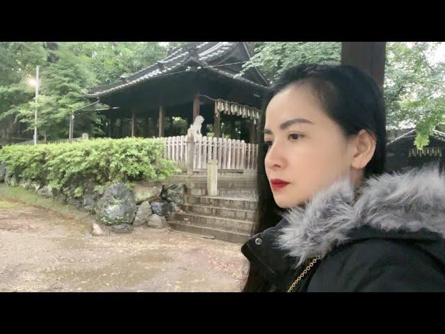  Đến Bạch Sơn Tự ngắm mưa rơi