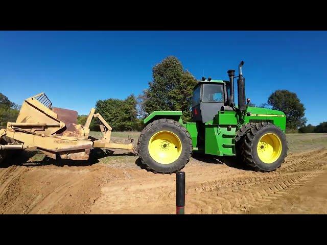 Big John Tackles The Hard Jobs; John Deere 8560 and Reynolds 8 yard pan