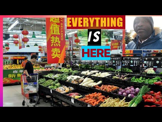 "Life in Shanghai Part 2: Exploring Local Residences and Vibrant Supermarket!"