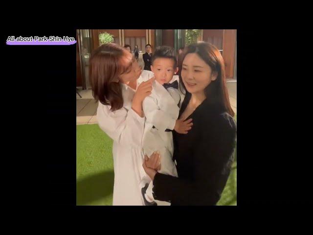 #박신혜 Park Shin Hye and Choi Tae Joon First appearance after Giving Birth | Their Baby is so handsome