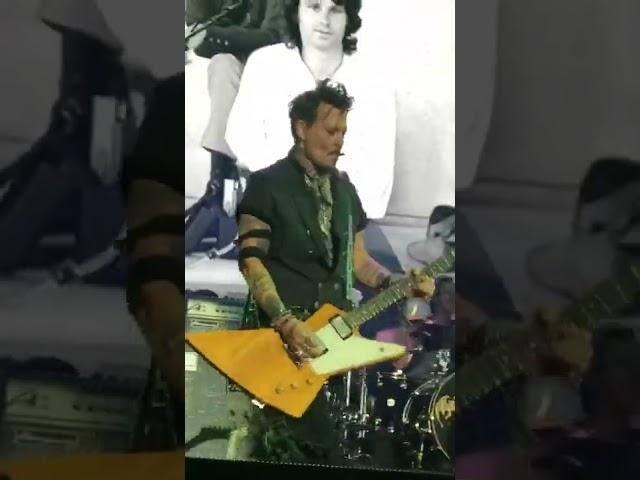 Johnny Depp playing guitar (LIVE)