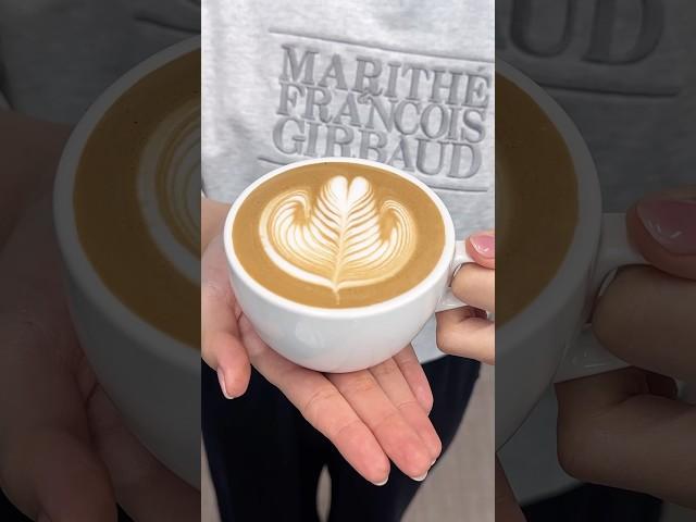 라떼아트 로제타 Latte Art Rosetta