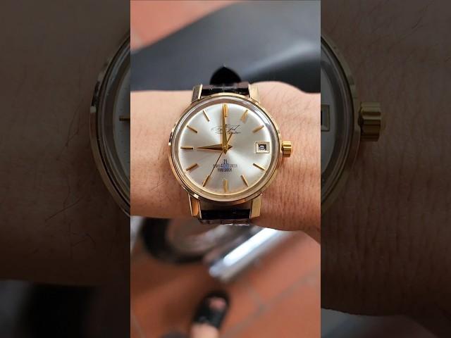Citizen fet Auto Dater.hàng noss đẹp Size 36 zin củ máy chưa spa.Giá 6 triệu.0915184140 (zalo).