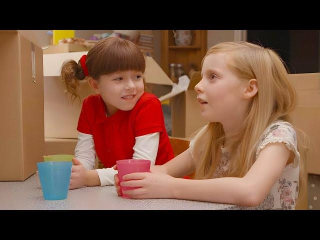 NEW FRIEND!   | TOPSY & TIM | WildBrain Kids