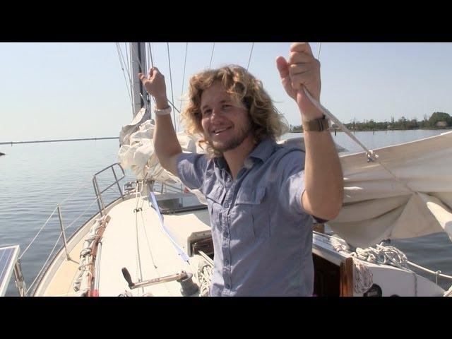 Deck Tour - Nonsuch 26 Swallow Liveaboard Sailboat