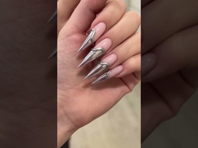 Silver Nails 2024: Sleek & Shimmering 