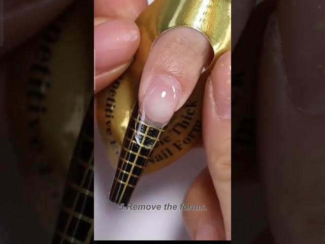 네일폼지와 폴리젤을 활용한 손톱연장! 네일전용팁이 굳이 없어도 폼지만으로도 가능해요^^  네이버 셀럽네일버킷 네일재료쇼핑몰